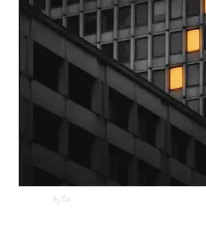 Mr Strange - 's Nachts kopen? Bied vanaf 80!