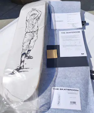 Raymond Pettibon - No Title (The raised hands...) – Skate Deck – Limited Edition kopen? Bied vanaf 275!