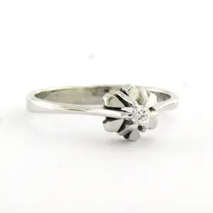 18k gouden solitair ring met briljant geslepen diamant tot. 0.03ct – F/G - VS/SI kopen? Bied vanaf 240!