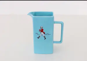 Niet of onleesbaar gesigneerd - 3 items "Johnnie Walker" keramiek kopen? Bied vanaf 1!