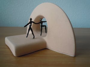 Corry Ammerlaan - Prachtig keramiek beeldje met 2 bronzen figuren. kopen? Bied vanaf 25!