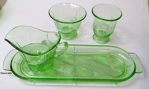 Niet of onleesbaar gesigneerd - Beautiful Art Deco four-piece cream set. kopen? Bied vanaf 10!