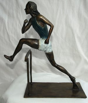 Brons (Onbekend) - Beeld , De Hordenloopster – gesigneerd “A.C.” kopen? Bied vanaf 10!