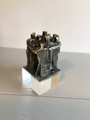 Frans Steginga - Sculptuur “ Gebundelde Kracht “ kopen? Bied vanaf 45!