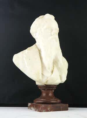 Niet of onleesbaar gesigneerd - Marmer, Buste man met baard verkocht voor € 1!