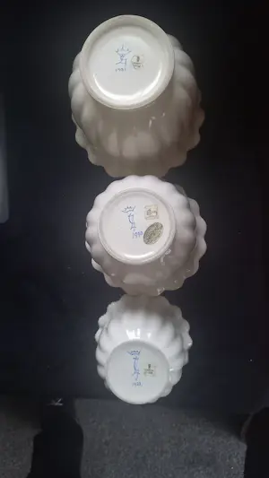 Plateelbakkerij Zenith - crème wit plateel cache potten kopen? Bied vanaf 30!