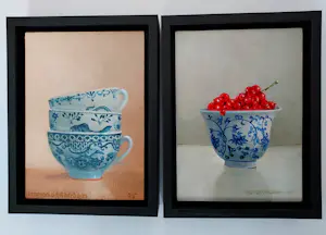 Marian van der Sanden - 2x Stilleven kopjes en kommetje besjes kopen? Bied vanaf 425!