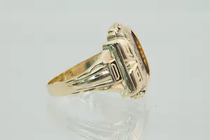 81- Mooi bewerkte, rechthoekige 10krt BWGG USA Salisbury Elk Lick ring kopen? Bied vanaf 400!