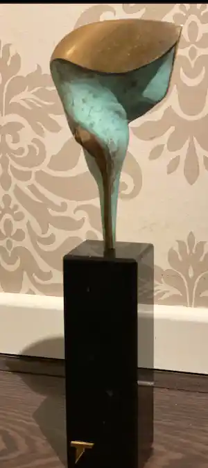 Ruurd Hallema - Brons sculptuur T verkauft für € 180!