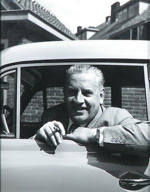 Paul Huf - Foto, lot van twee los ingelijste portretten van o.a. Cees Laseur kopen? Bied vanaf 1!