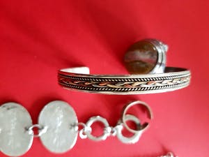 Curiosa - Antiek sieraden x 7 stuks kopen? Bied vanaf 1!