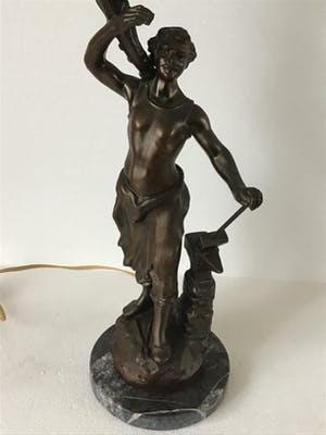 Curiosa - Charles Ruchot. Tafellamp .Smid kopen? Bied vanaf 75!