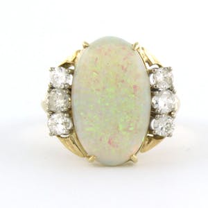 BWG gele ring bezet met opaal en briljant geslepen diamanten tot. 0.50ct kopen? Bied vanaf 280!