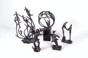 Corry Ammerlaan - Lot van vijf bronzen beeldjes, diverse voorstellingen kopen? Bied vanaf 50!