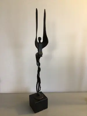 Klaas van den Berg - Sculptuur “ Godin Athena “. kopen? Bied vanaf 149!