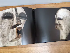 Various Artists Books - African Faces kopen? Bied vanaf 75!