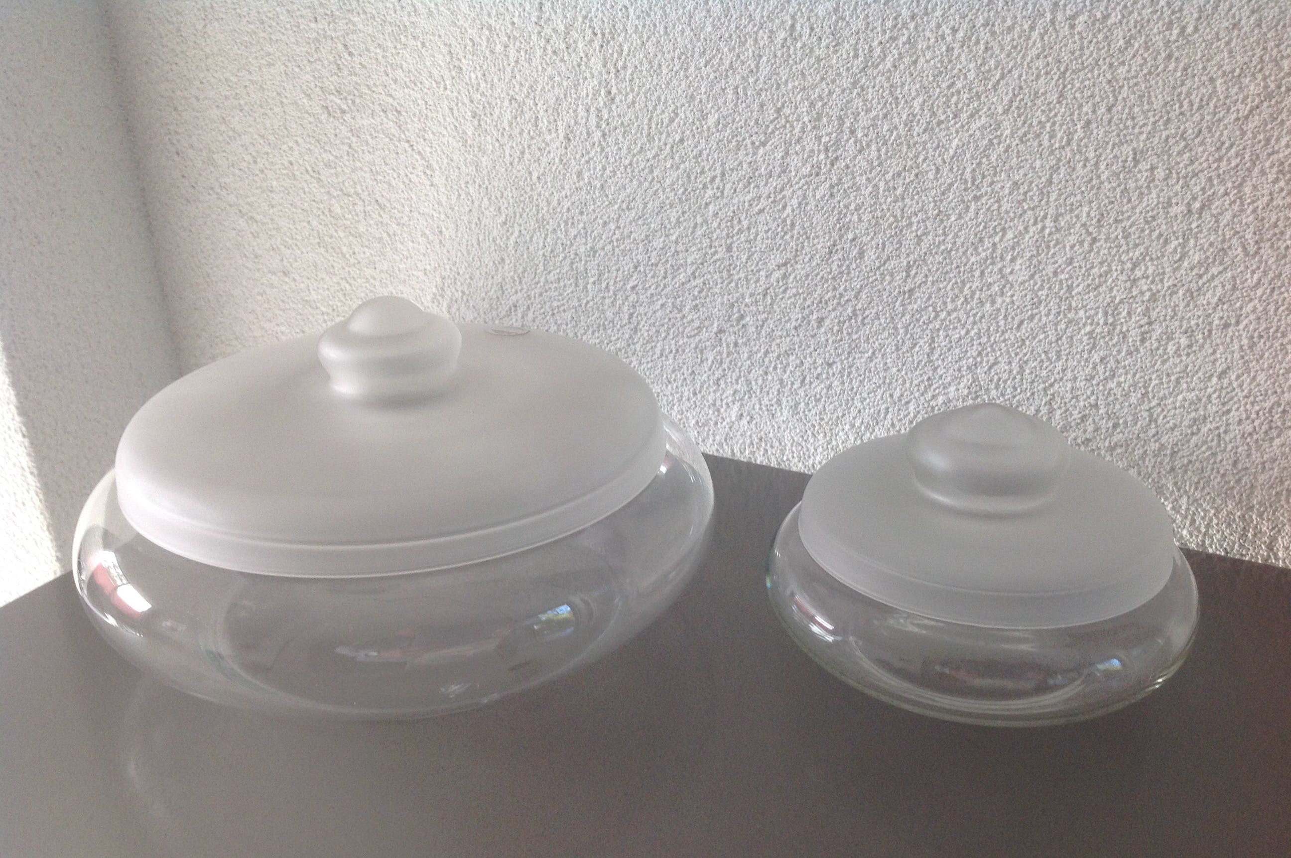 Royal Leerdam - Jacques Boon, koekdoos en bonbonnière van glas verkocht voor € 15!