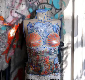 Elva Polyakova - Girl in Amsterdam kopen? Bied vanaf 250!