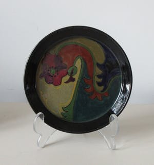 Plateelbakkerij Zuid-Holland - Twee glansplatelen schotels uit 1922 kopen? Bied vanaf 35!