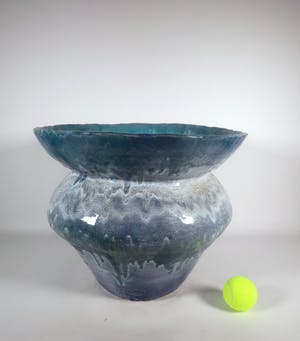 Peter von Hartsvelt Müller - Aardewerk, Blauwe pot met brede hals kopen? Bied vanaf 70!