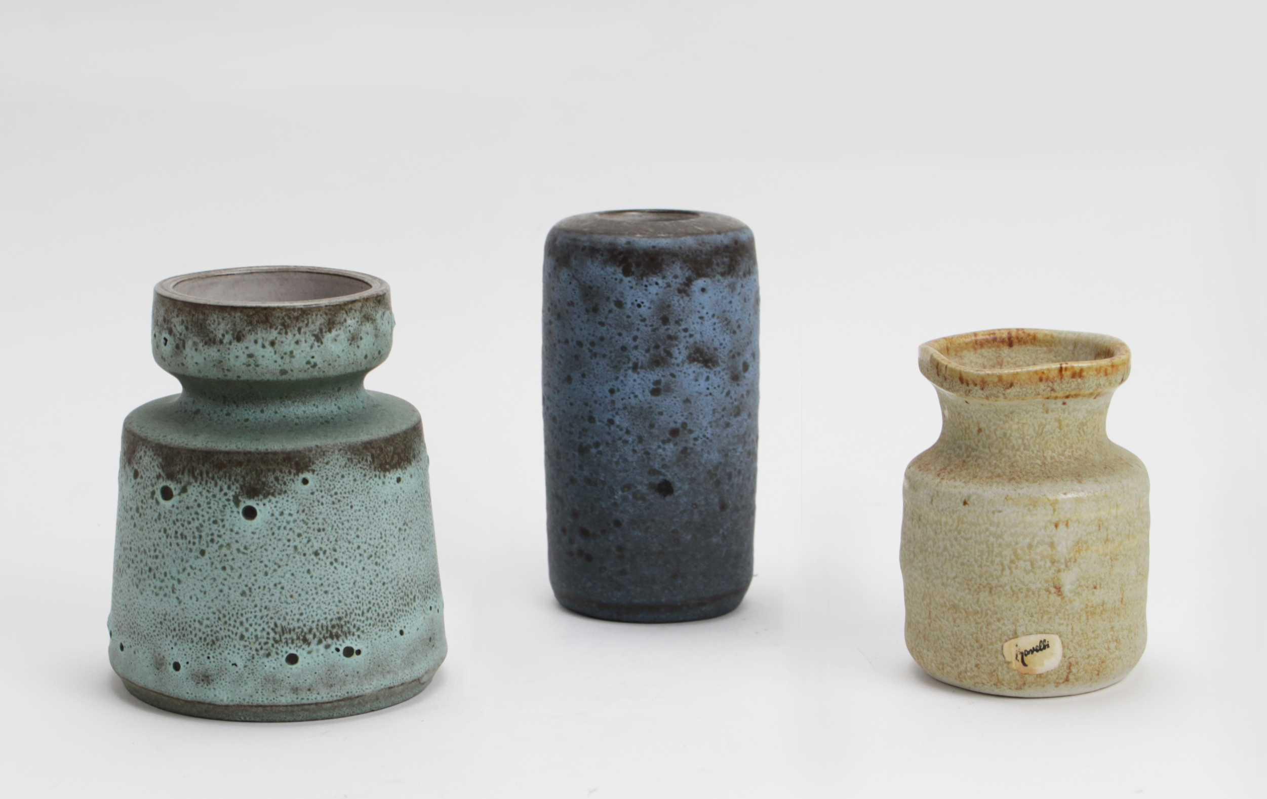 Potterie Ravelli - 3 aardewerk vaasjes verkocht voor € 15!