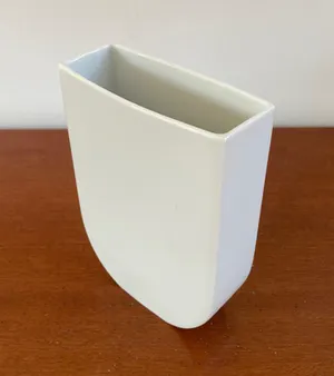 Rosamunde Nairac - Twee porseleinen design vazen voor Rosenthal kopen? Bied vanaf 80!