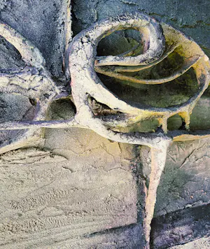 Wim Vellekoop - Intrigerende gemengde techniek (cement,gips ea) abstracte compositie kopen? Bied vanaf 65!