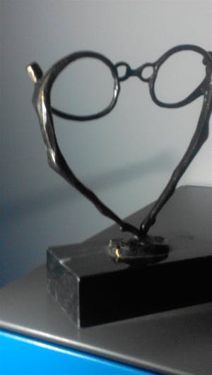 Brons (Onbekend) - twee spelende personen kopen? Bied vanaf 35!