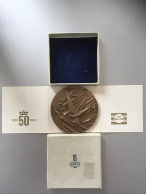 Fred Carasso - 50 jaar KLM penning kopen? Bied vanaf 69!