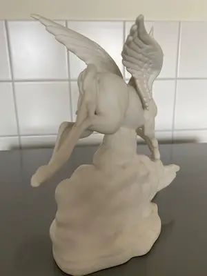 Niet of onleesbaar gesigneerd - Pegasus "The Herald of Love" kopen? Bied vanaf 1!