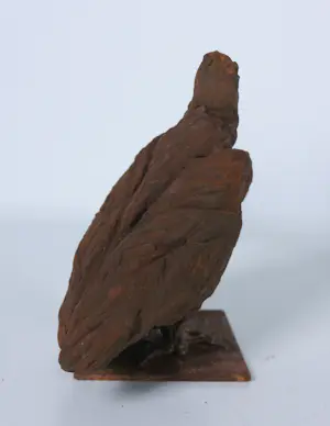 Paul Beckers - Twee sculpturen van ijzer en terracotta, Vogels + boek! kopen? Bied vanaf 200!