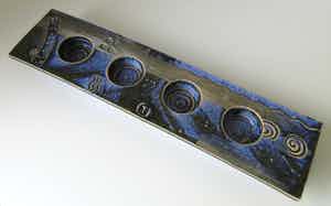 Niet of onleesbaar gesigneerd - Grote Studio keramische waxinelichthouder verkocht voor € 1!