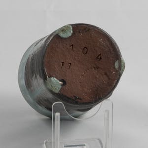 Pieter Groeneveldt - Drie aardewerken objecten kopen? Bied vanaf 50!