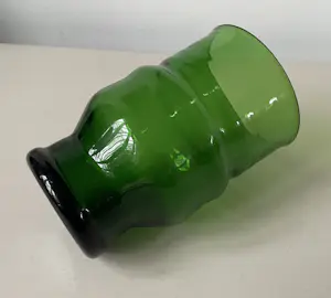 Chris Lanooy - Flesgroene bekervaas uit 1921 - Glasfabriek Leerdam kopen? Bied vanaf 185!