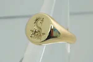 70 - Gave & massief 18Krt geel gouden zegelring met een fraai draak kopen? Bied vanaf 760!