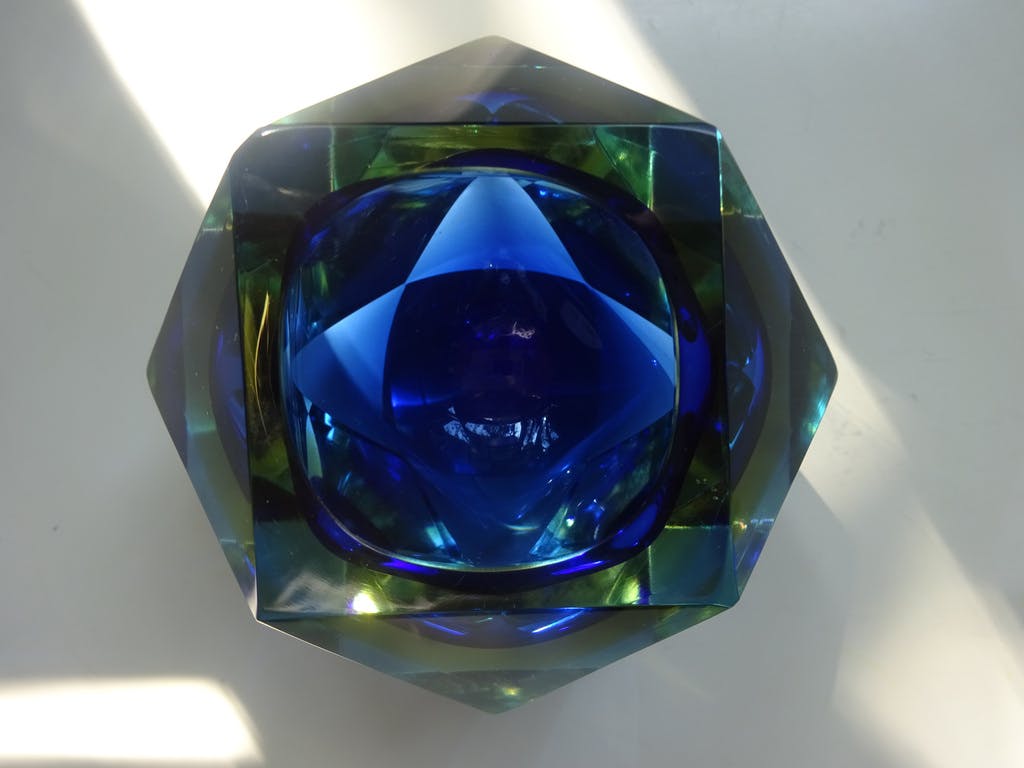 Flavio Poli - Flavio Poli- diamant geslepen- Murano sommerso vaasje- 1950/60 kopen? Bied vanaf 135!