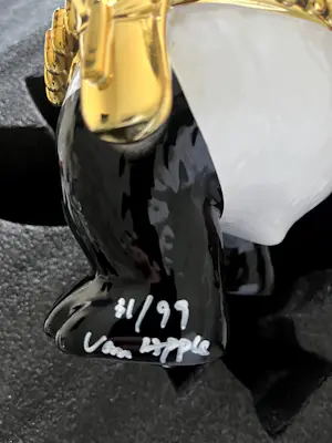 Diederik Van Apple - Street Panda gold – Guns Up! kopen? Bied vanaf 350!