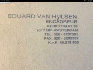 Bart Drost - Mannetje van Dalen op bloemetjes bank kopen? Bied vanaf 30!