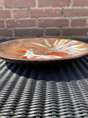 Ruscha - Mooie , in uitstekende staat keramiek wandbord waarop witte haan geschilderd is. kopen? Bied vanaf 45!