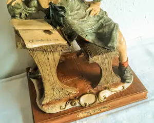 Real Fabbrica Capodimonte - Capodimonte Figur /Statue Schuljunge von Giuseppe Armani kopen? Bied vanaf 120!