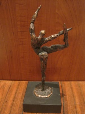 Brons (Onbekend) - Danseres kopen? Bied vanaf 35!