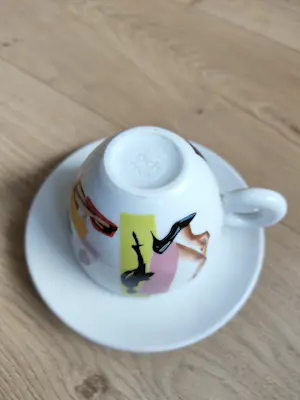 illy Art Collection - illy art collection pedro almodovar cappuccno BAR cup kopen? Bied vanaf 40!