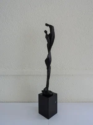 Brons (Onbekend) - "geliefden" in brons op natuurstenen sokkel kopen? Bied vanaf 75!