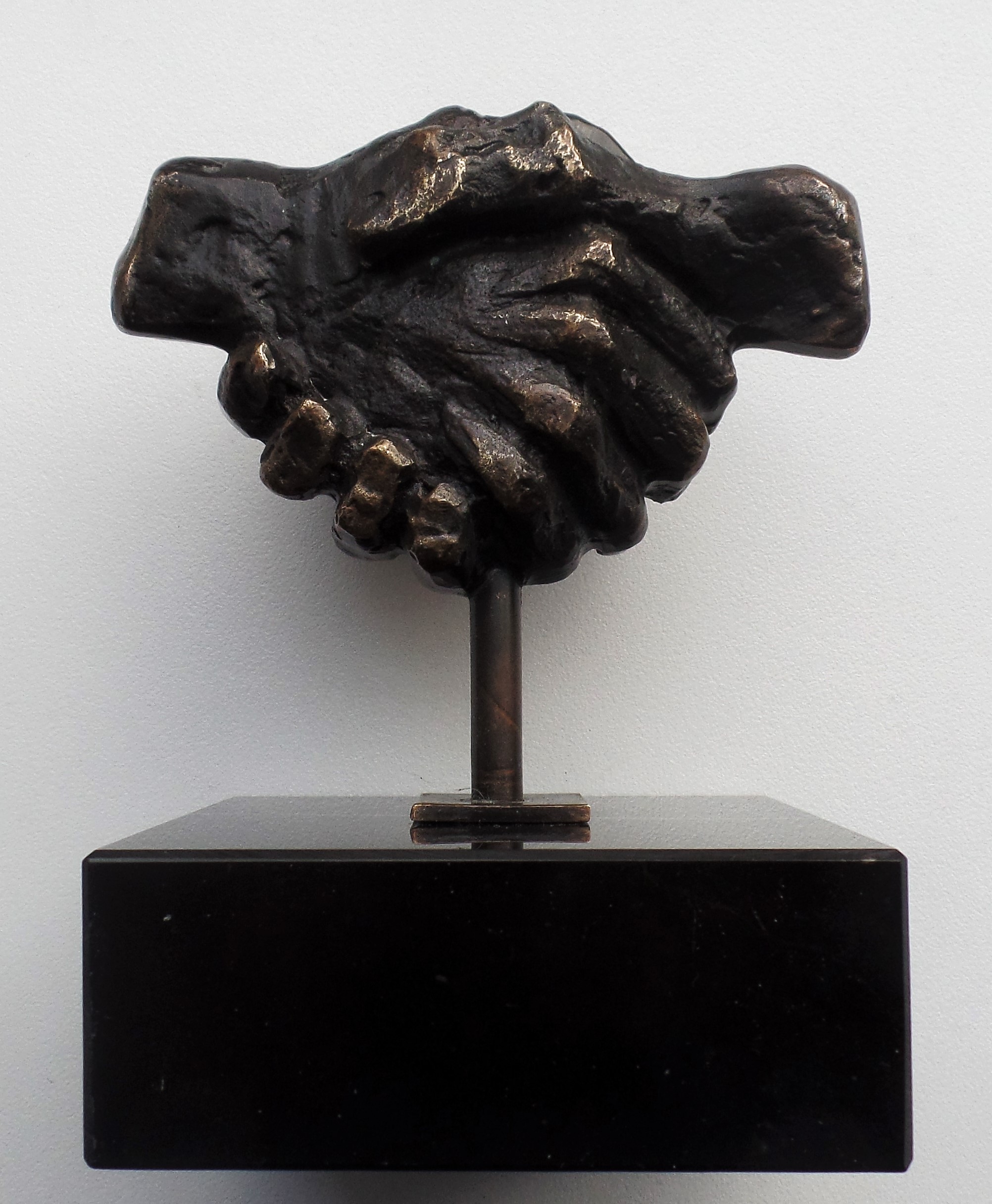 Astrid Veldhuyzen-Koppen - Handdruk - Brons kopen? Bied vanaf 49!