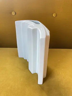 Gerold Porzellan - Op Art Gerold Porzellan witte plissé vaas, jaren 60ig kopen? Bied vanaf 40!