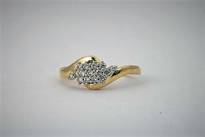 1203- Chique geel-gouden (14 krt) & diamanten (0.15ct) dames ring- gekeurd kaufen? Bieten Sie von 140!