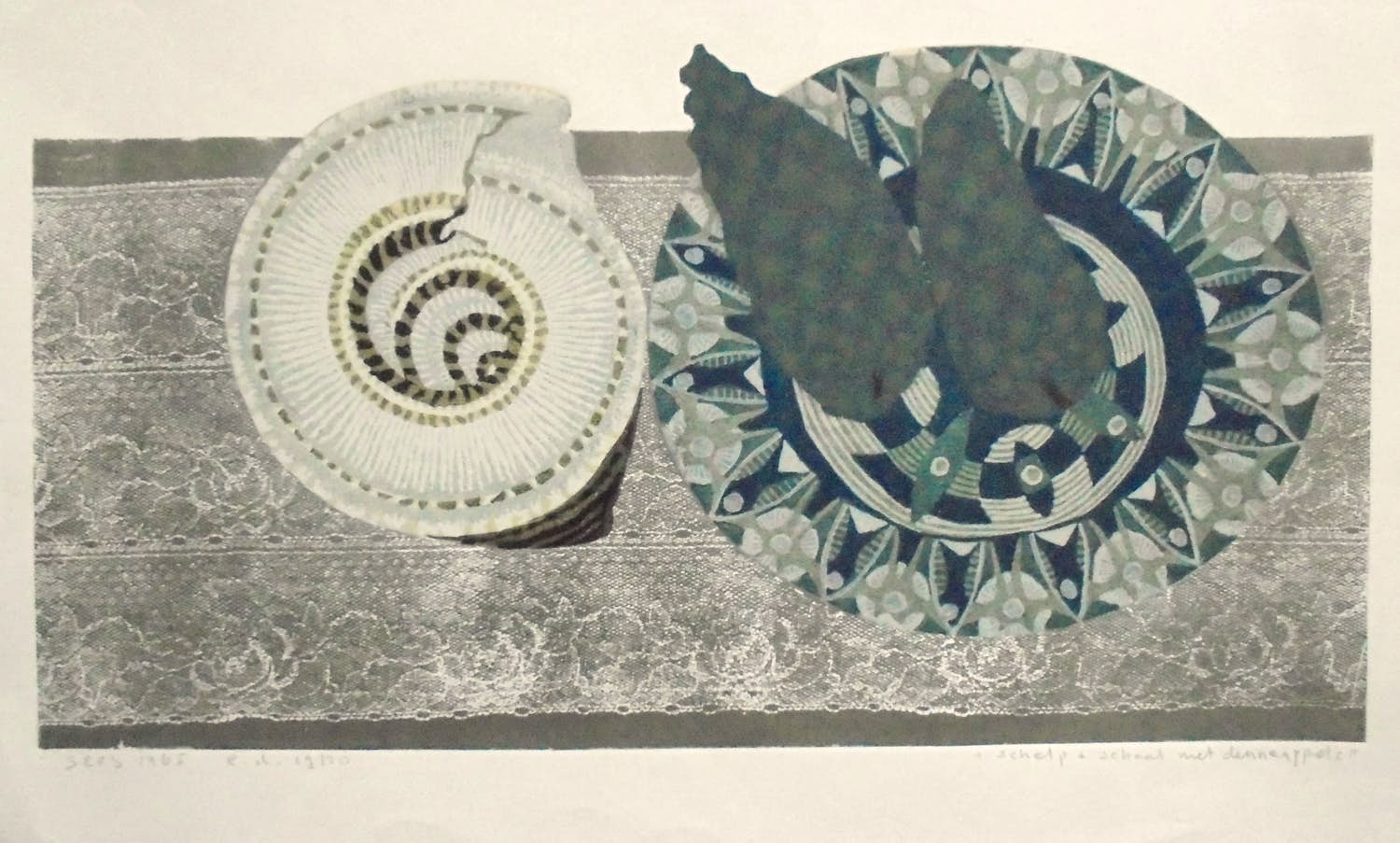 Sees Vlag - "schelp en schaal met dennenappels'. kopen? Bied vanaf 95!