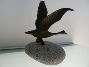 Brons (Onbekend) - Bronzen gans op hardstenen voet kopen? Bied vanaf 1!