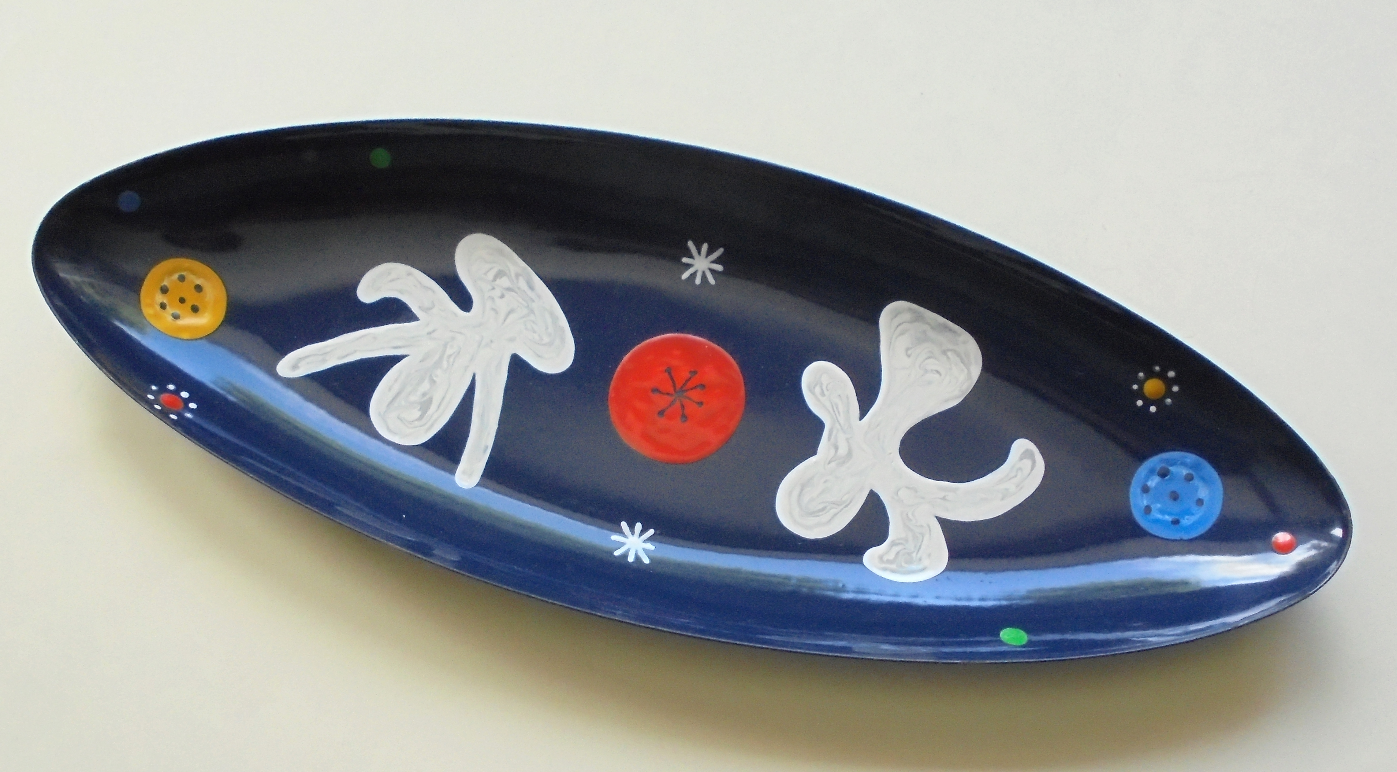 Jan Roede - toegeschreven aan Jan Roëde voor A.N.M.B. - vintage emaille schaal in Miro-stijl verkocht voor € 65!