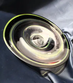 Royal Leerdam - Handgemaakte glazen schaal van Royal Leerdam, gesigneerd door Fred Boy, 2009 kopen? Bied vanaf 100!